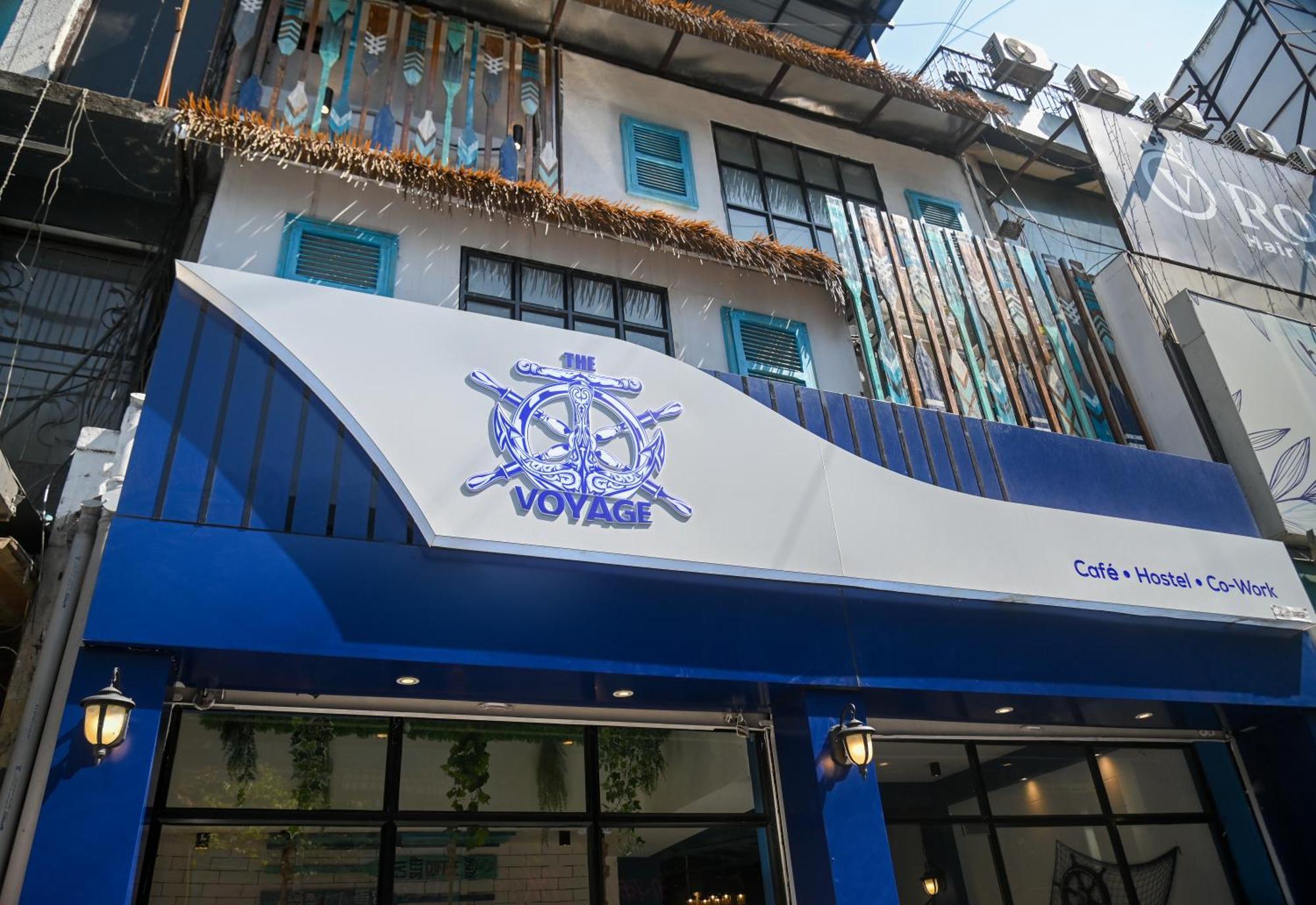 The Voyage - Cafe Hostel Cowork Pune Exterior foto